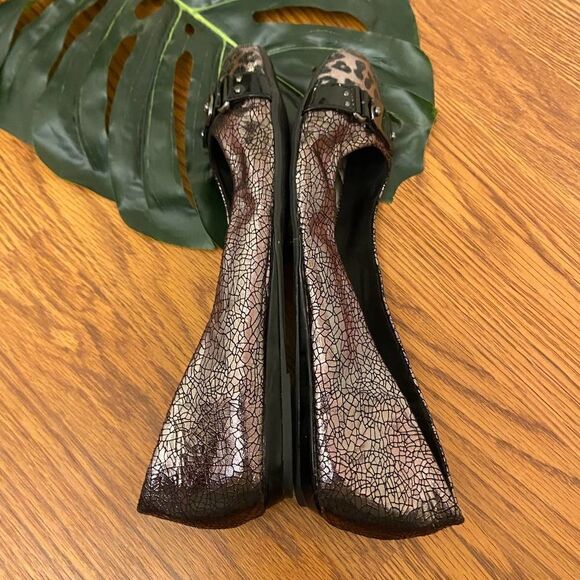 G by Guess Black & Metallic Crackle + Leopard Ballet Flats Size 8.5 - Picture 3 of 6